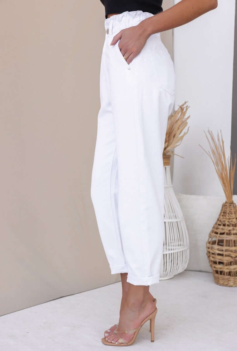 Cameron Paperbag Jeans in white with elastic waistband, featuring front and back pockets and a relaxed fit.