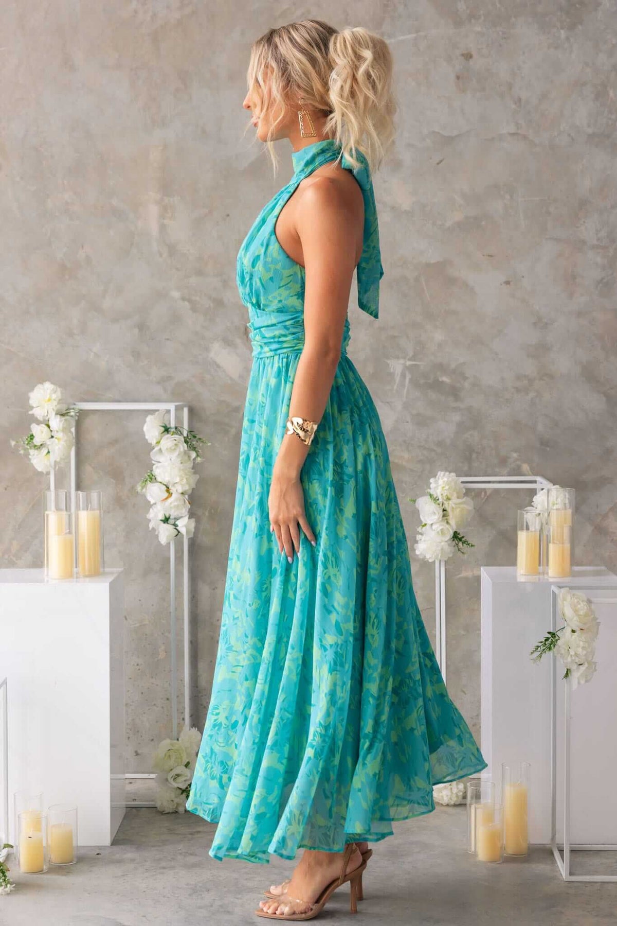 Little Things Maxi Dress: Sophisticated Elegance Amaroso Boutique Little Things Maxi Dress: Sophisticated Elegance Amaroso Boutique