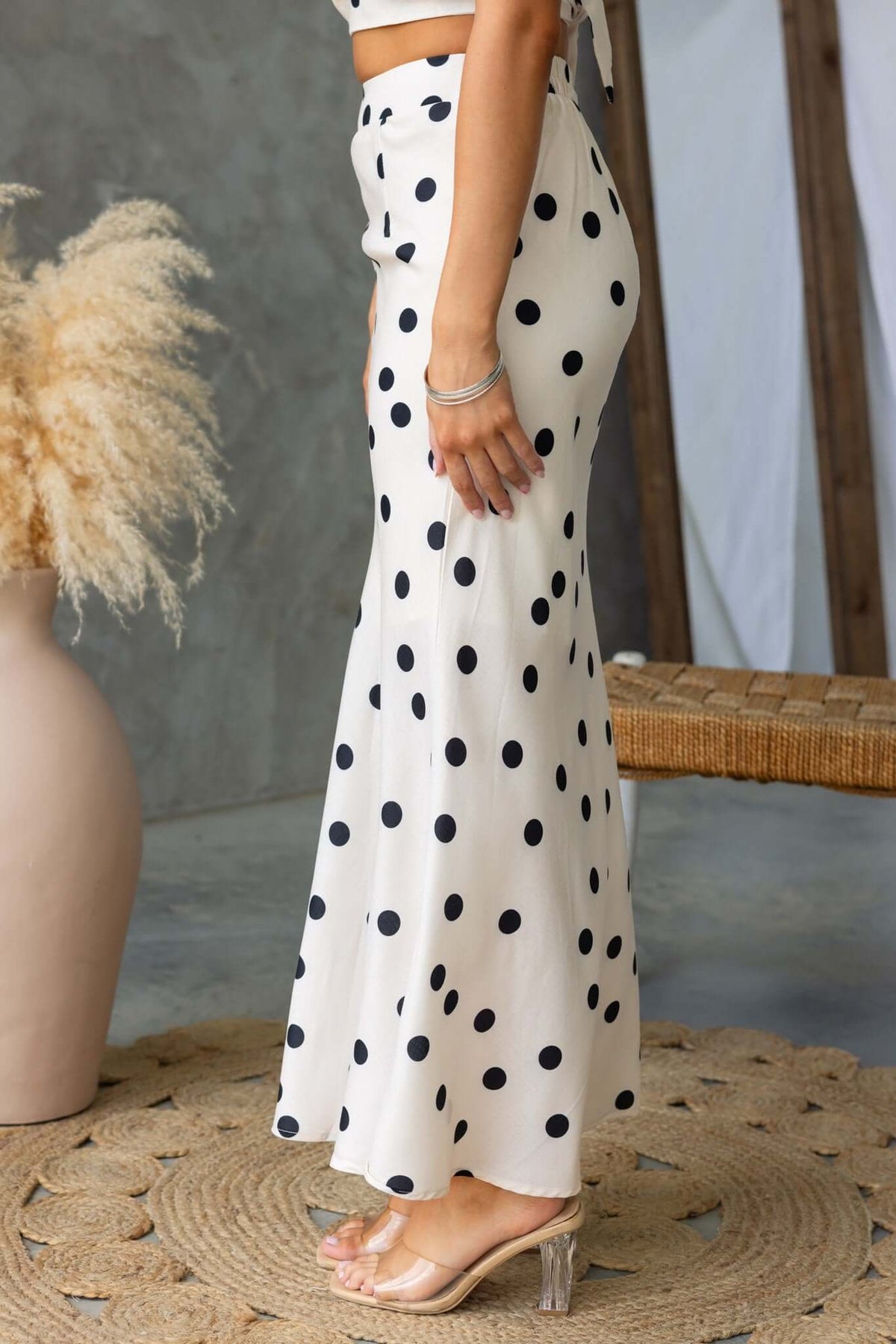 Louie Maxi Skirt - Stylish & Comfortable Fit Amaroso Boutique Louie Maxi Skirt - Stylish & Comfortable Fit Amaroso Boutique