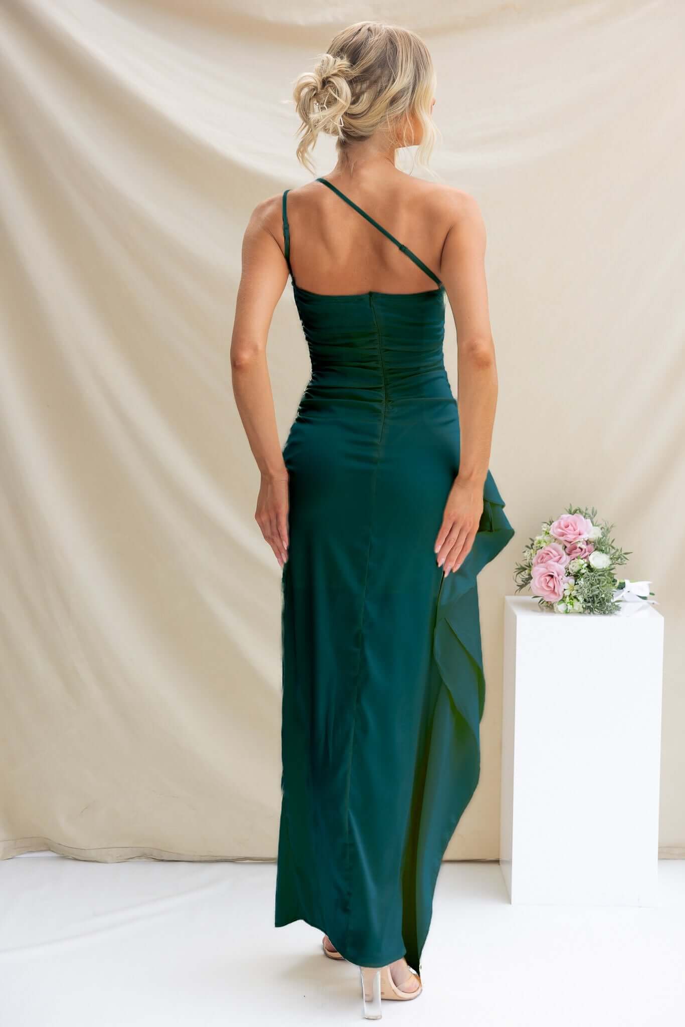 Maxi Dress Green Form Fitting Dress Laurelina Bow-Detail Ruched