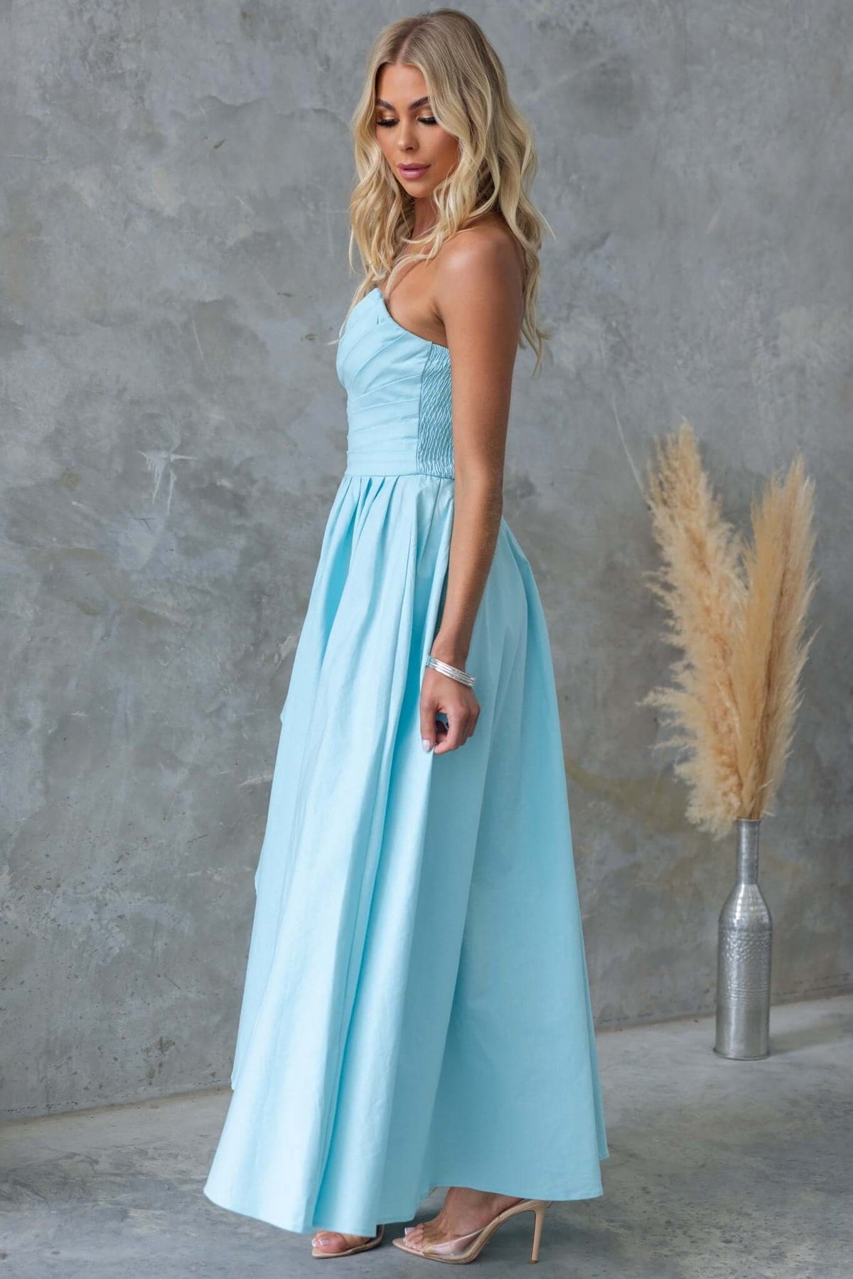 Kiss And Tell Maxi Dress – Amaroso Boutique