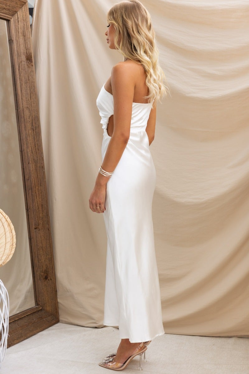holly maxi dress Holly | Lemon Plunge-Neck Maxi Dress With Twist-Detail Club L London