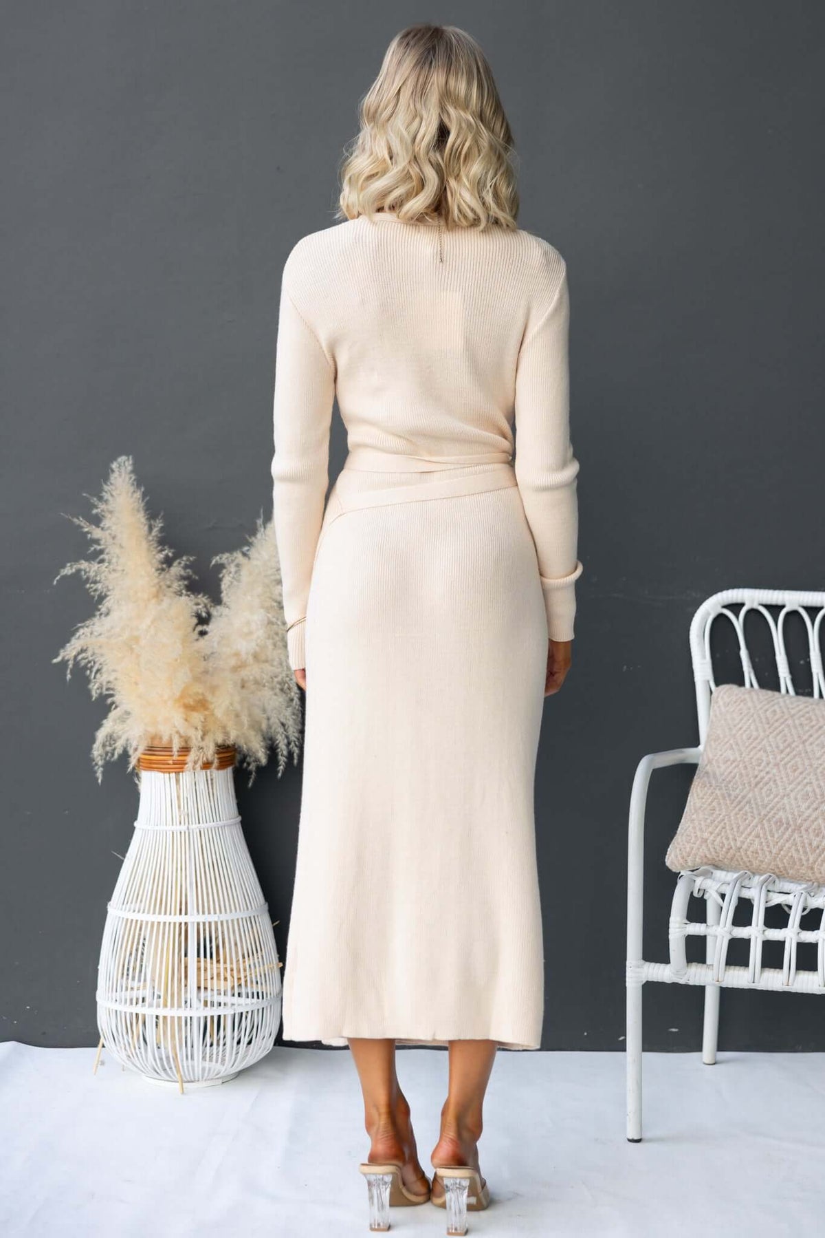 Houghton Wrap Maxi Dress - Elegant & Comfortable Amaroso Boutique Houghton Wrap Maxi Dress - Elegant & Comfortable Amaroso Boutique