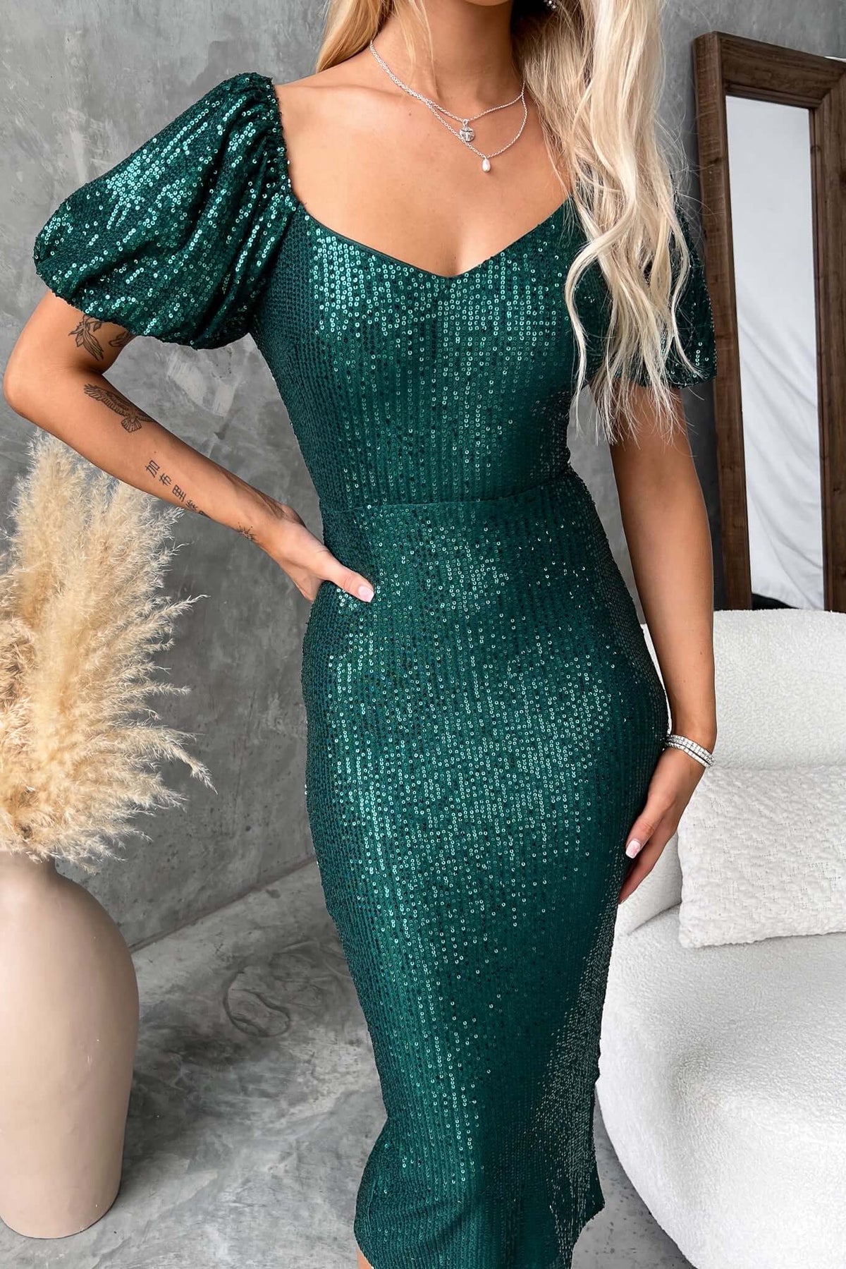 Elphaba Midi Dress - 8 (s) Elphaba Midi Dress - 8 (s)