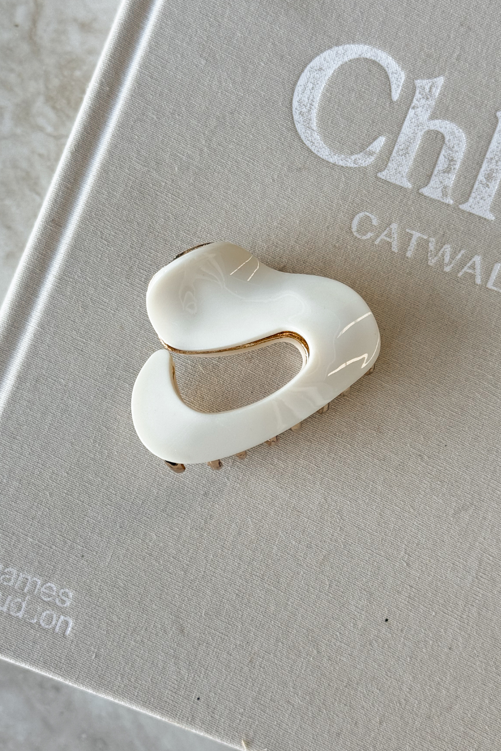 Froya Claw Clip